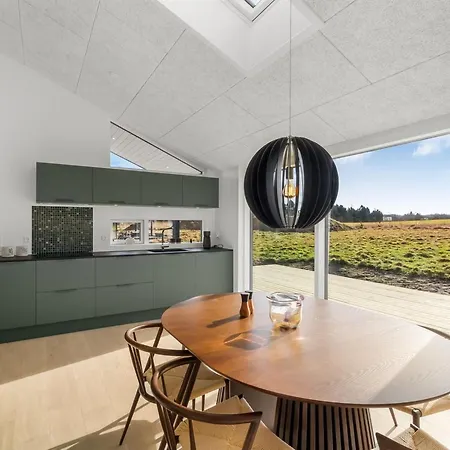 Junis - 900m From The Sea By Interhome *